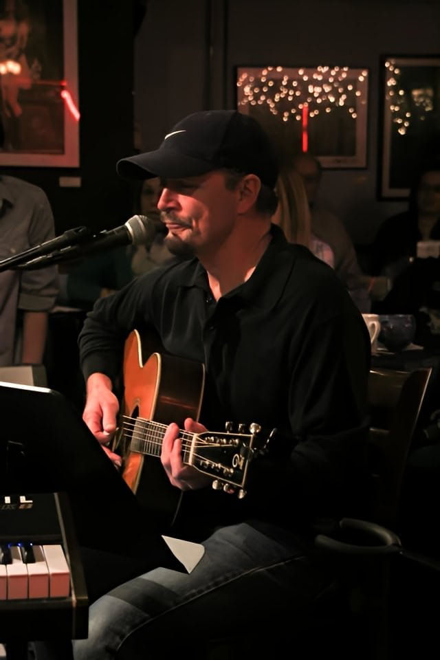 Bluebird Cafe - writers night